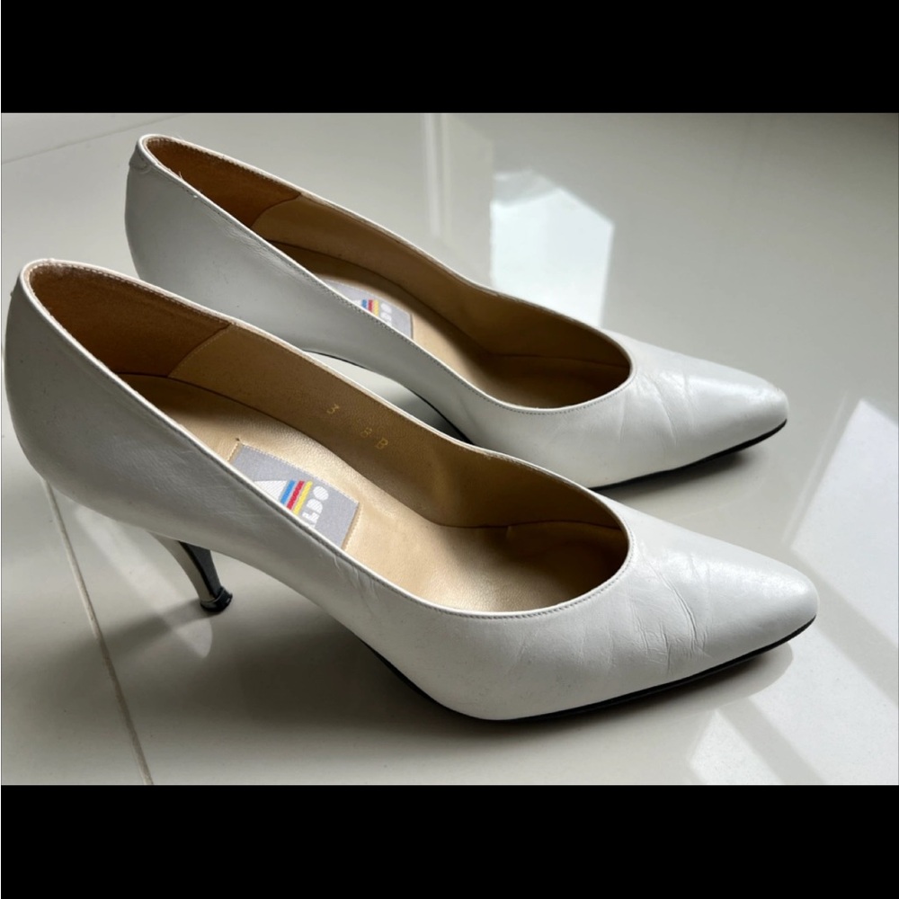 Aldo white leather heels- SIZE 8